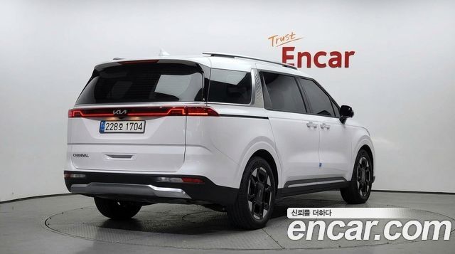 Kia Carnival (IV) Diesel 9-Seater Noblesse 2025 — фото 4