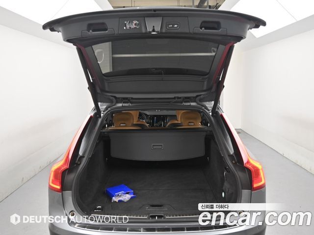 Volvo V90 Cross Country T5 Pro AWD 2020 — фото 23