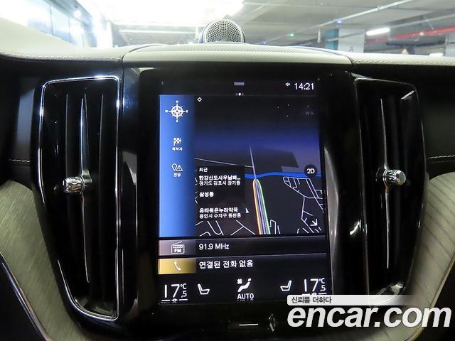 Volvo XC60 (II) D5 Inscription 2019 — фото 17