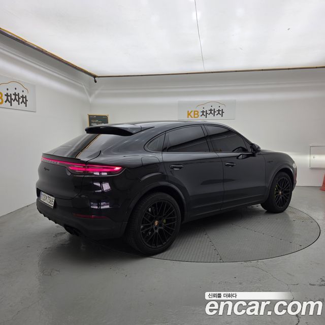 Porsche Cayenne (PO536) 3.0 E-Hybrid Coupe 2020 — фото 10