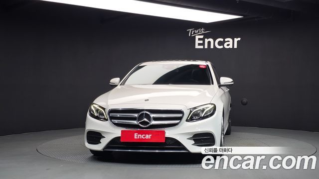 Mercedes-Benz E-Class (W213) E300 AMG Line 2019 — фото 3