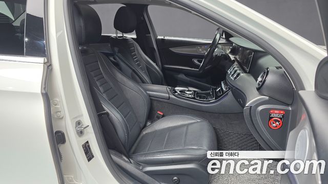 Mercedes-Benz E-Class (W213) E300 AMG Line 2019 — фото 11