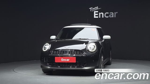 MINI Cooper C (IV) Classic 2025 — фото 3