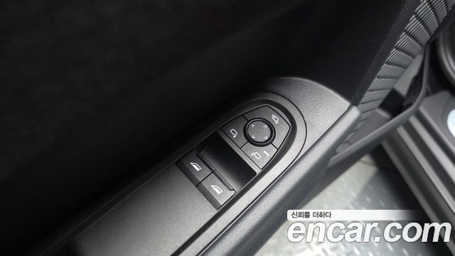 MINI Cooper C (IV) Classic 2025 — фото 28