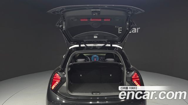 MINI Cooper C (IV) Classic 2025 — фото 29