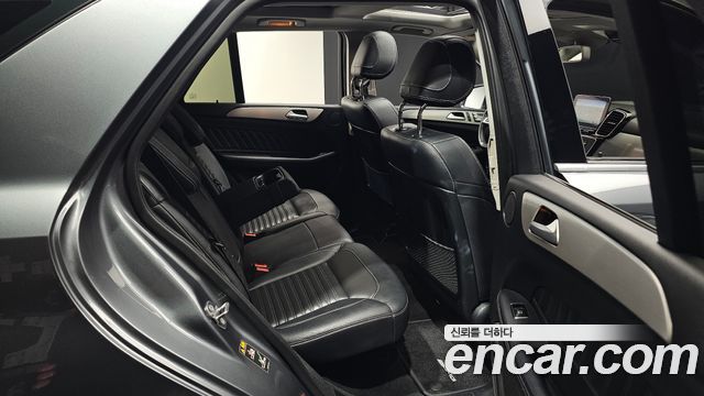 Mercedes-Benz GLE-Class (W166) GLE350 d 4MATIC Premium 2018 — фото 12