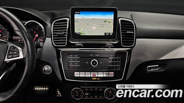 Mercedes-Benz GLE-Class (W166) GLE350 d 4MATIC Premium 2018 — фото 14