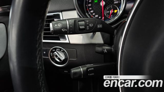 Mercedes-Benz GLE-Class (W166) GLE350 d 4MATIC Premium 2018 — фото 29