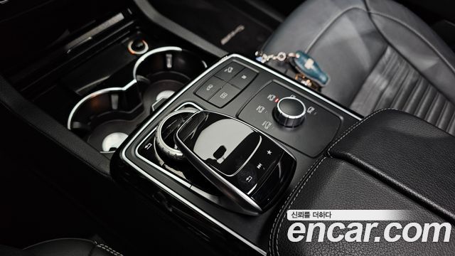 Mercedes-Benz GLE-Class (W166) GLE350 d 4MATIC Premium 2018 — фото 36