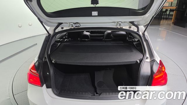 BMW 1 Series (F20) 118d Sport 5Door 2019 — фото 20