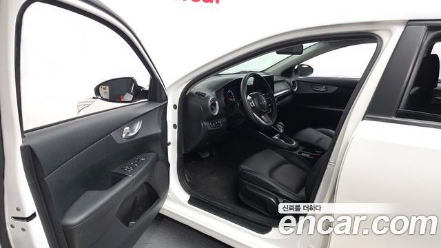 Kia K3 (II) 1.6 Trendy 2022 — фото 10
