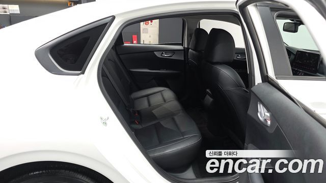 Kia K3 (II) 1.6 Trendy 2022 — фото 12
