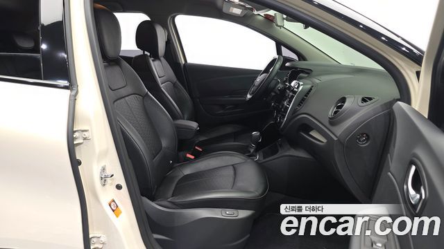 Renault Korea QM3 RE 2018 — фото 11