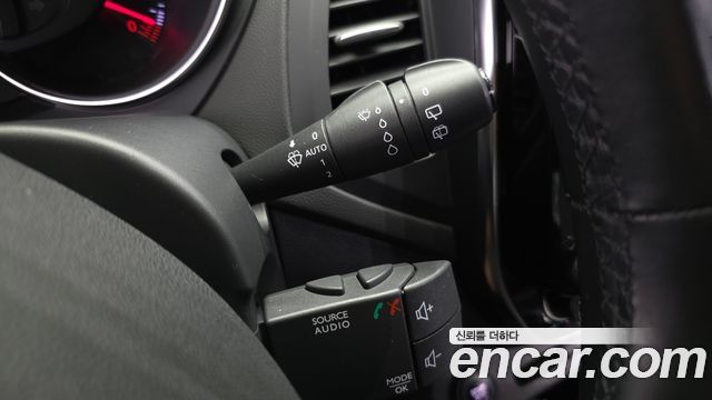 Renault Korea QM3 RE 2018 — фото 18