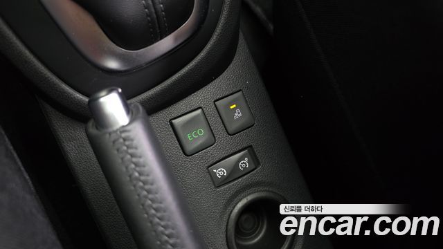 Renault Korea QM3 RE 2018 — фото 19