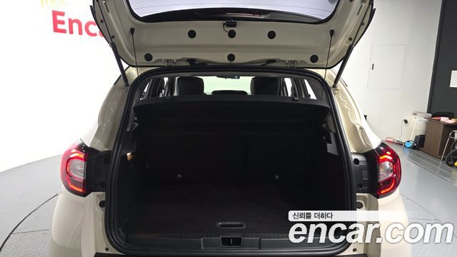 Renault Korea QM3 RE 2018 — фото 20