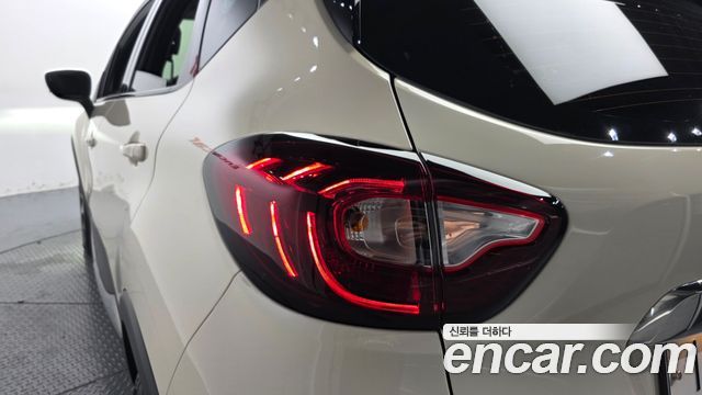 Renault Korea QM3 RE 2018 — фото 23