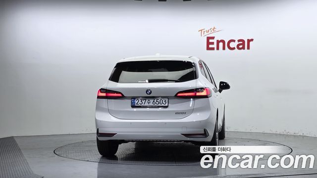 BMW 2 Series Active Tourer (U06) 220i Advantage 2025 — фото 4