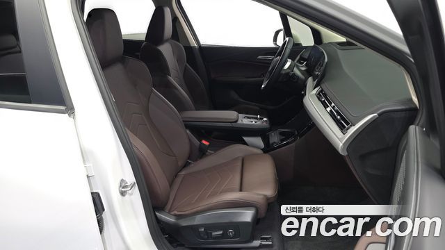 BMW 2 Series Active Tourer (U06) 220i Advantage 2025 — фото 15