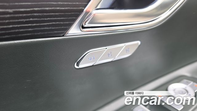 Genesis GV80 Coupe 3.5T e-S/C Gasoline AWD 2024 — фото 36