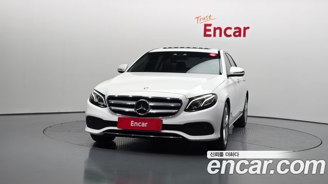 Mercedes-Benz E-Class (W213) E220d Avantgarde 2017 — фото 3
