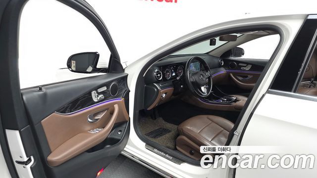 Mercedes-Benz E-Class (W213) E220d Avantgarde 2017 — фото 10