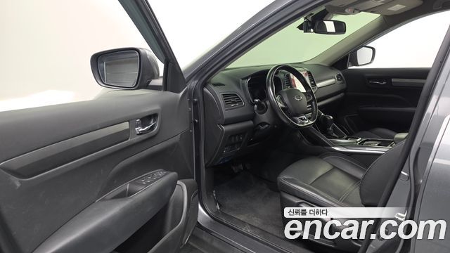 Renault Korea QM6 2.0 LPe LE Signature 2WD 2022 — фото 10