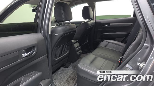Renault Korea QM6 2.0 LPe LE Signature 2WD 2022 — фото 26