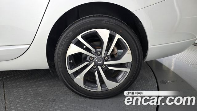 Renault Korea SM3 Neo SE 2018 — фото 21