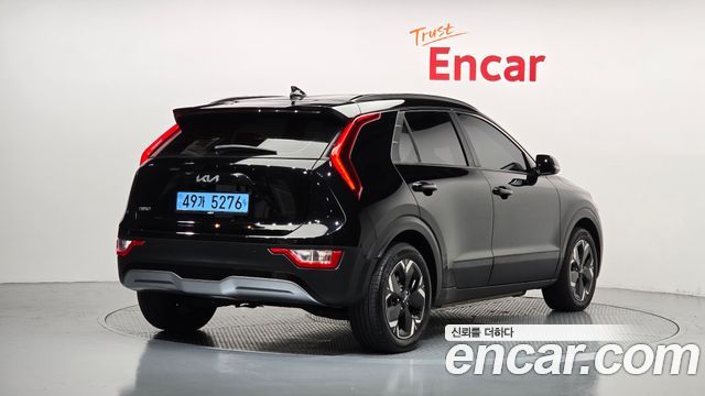 Kia Niro EV Air 2023 — фото 2