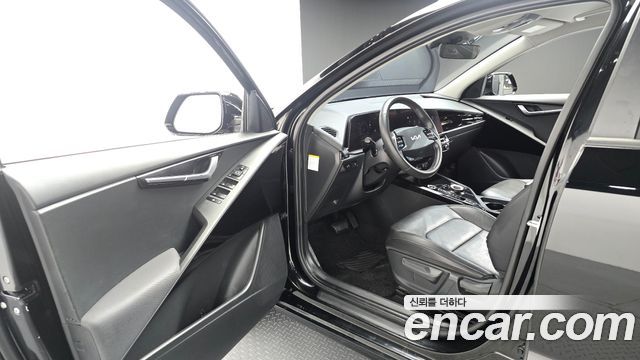 Kia Niro EV Air 2023 — фото 10