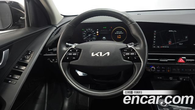 Kia Niro EV Air 2023 — фото 12