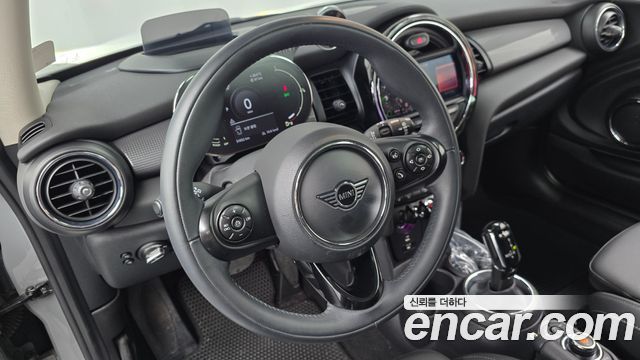 MINI Cooper HIGH Third Generation 2021 — фото 16