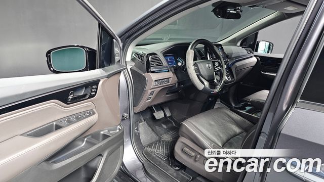 Honda Odyssey 3.5 5th 2023 — фото 10