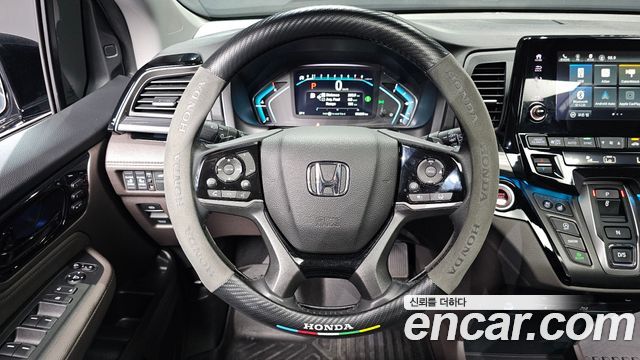 Honda Odyssey 3.5 5th 2023 — фото 13
