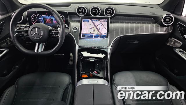 Mercedes-Benz GLC-Class (X254) GLC300 4MATIC AMG Line 2024 — фото 7