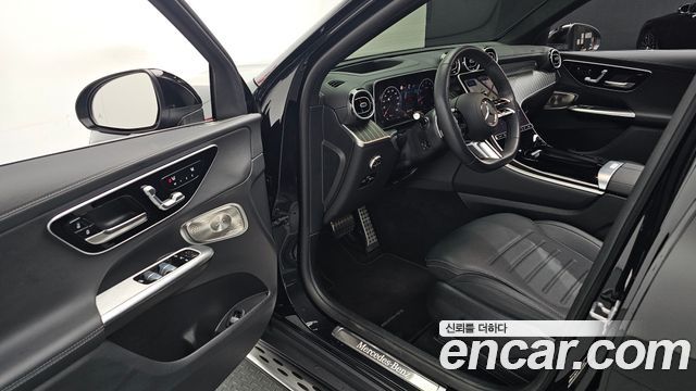 Mercedes-Benz GLC-Class (X254) GLC300 4MATIC AMG Line 2024 — фото 15