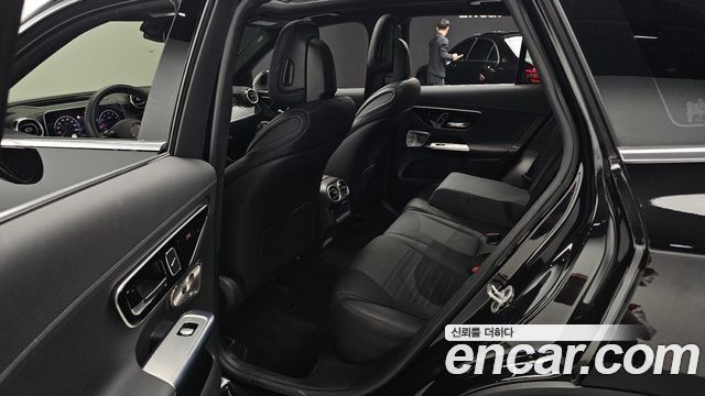Mercedes-Benz GLC-Class (X254) GLC300 4MATIC AMG Line 2024 — фото 16