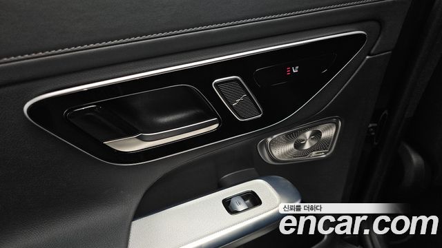 Mercedes-Benz GLC-Class (X254) GLC300 4MATIC AMG Line 2024 — фото 24