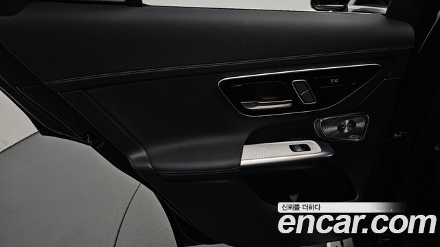 Mercedes-Benz GLC-Class (X254) GLC300 4MATIC AMG Line 2024 — фото 31