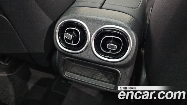 Mercedes-Benz GLC-Class (X254) GLC300 4MATIC AMG Line 2024 — фото 36