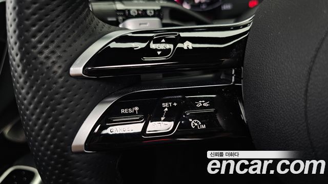 Mercedes-Benz GLC-Class (X254) GLC300 4MATIC AMG Line 2024 — фото 38