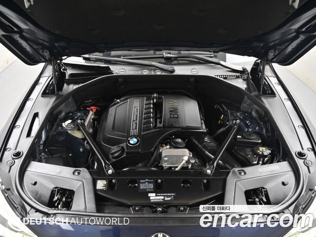 BMW 5 Series GT (F07) GT xDrive 2015 — фото 6