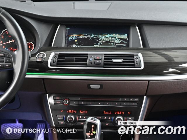 BMW 5 Series GT (F07) GT xDrive 2015 — фото 18