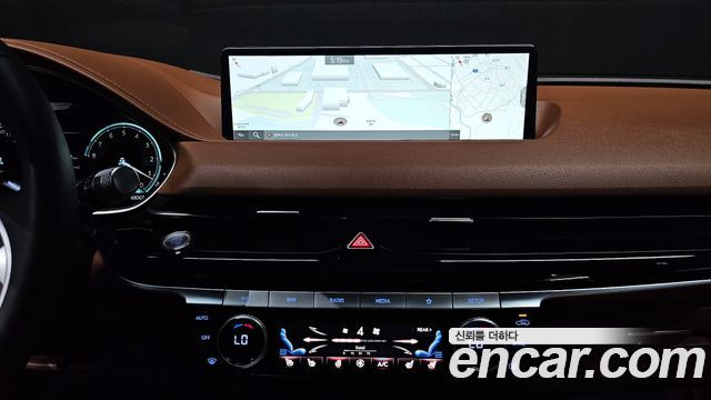 Genesis G80 (RG3) Gasoline 2.5 Turbo AWD 2024 — фото 28