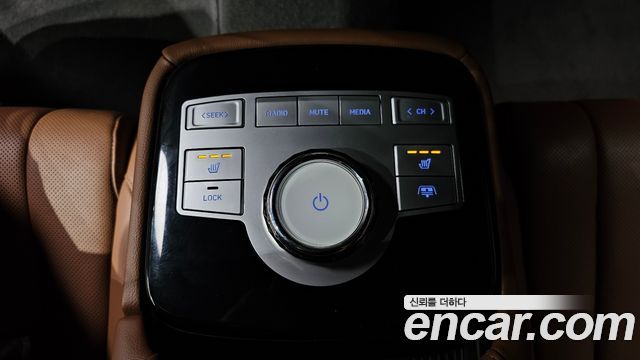 Genesis G80 (RG3) Gasoline 2.5 Turbo AWD 2024 — фото 35