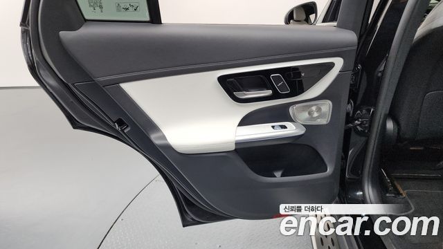 Mercedes-Benz GLC-Class (X254) GLC300 4MATIC AMG Line 2025 — фото 25