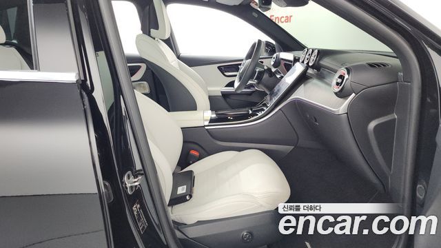 Mercedes-Benz GLC-Class (X254) GLC300 4MATIC AMG Line 2025 — фото 26