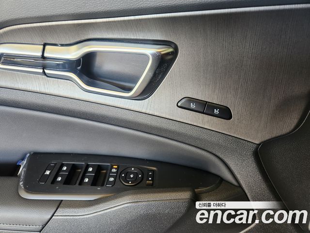Kia Sportage (V) Gasoline 1.6 Turbo 4WD Signature X Line 2026 — фото 10