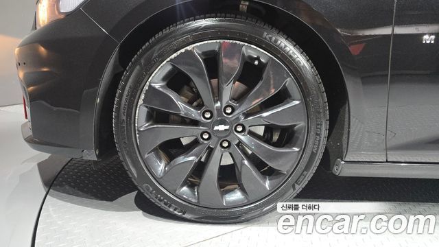 Chevrolet Malibu 2.0 Turbo LT Permium 2017 — фото 5